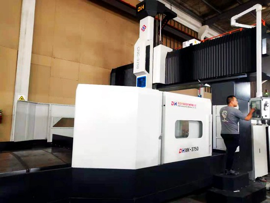 究竟哪個品牌做的數控龍門銑床好?